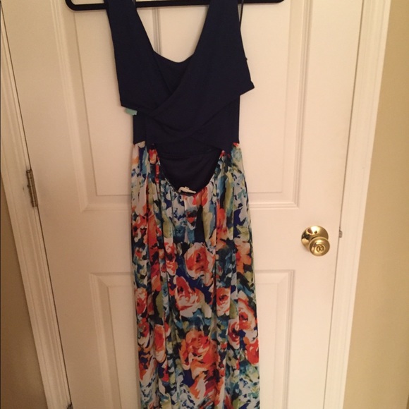 Le Lis Juri 2fer Maxi Dress - Picture 2 of 6